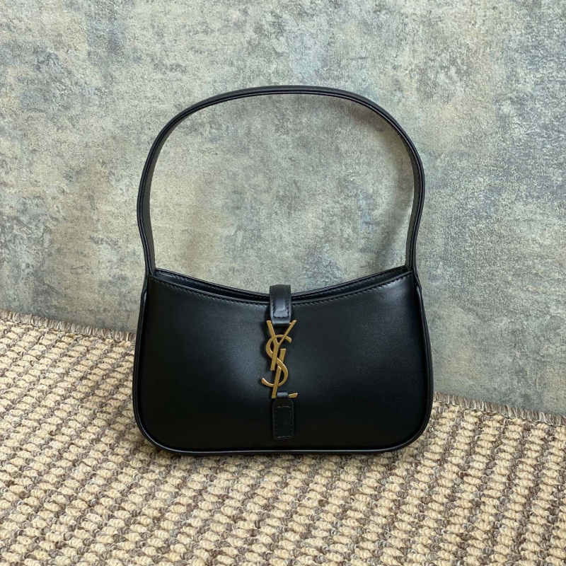 Y51 hobo bags